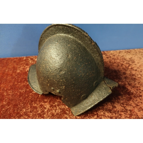 87 - 17th C German Burgonet helmet in relic state