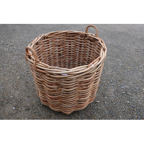 99 - Extremely large country house style twin handled wicker circular log basket (diameter 74cm, 75cm hig... 