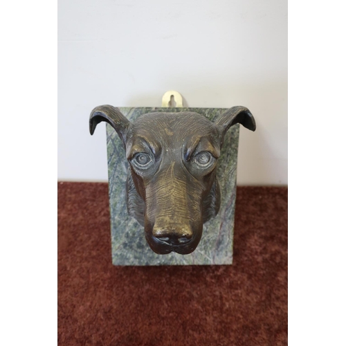 11 - 20th C bronze dog bust mounted on rectangular marble plaque (15.5cm x 19.5cm x 22cm)