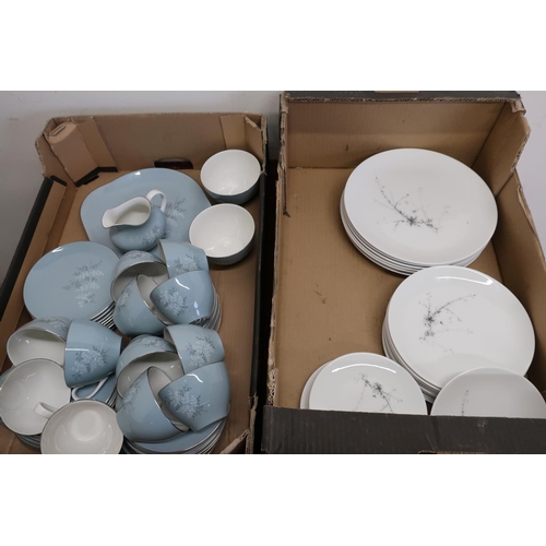 415 - Comprehensive Royal Doulton Forest Glade part tea and dinner service, and a Royal Doulton Green Bria... 