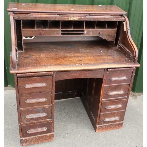 402 - Edwardian oak twin pedestal roll top desk (width 106cm)