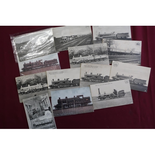 39 - Box containing a small quantity of black and white railway related photographic postcards of tanks, ... 