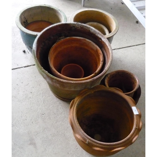 44 - Collection of ceramic and terracotta pots