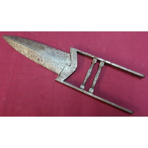 47 - Large 19th C Indo Persian scissor dagger with 8 1/2 inch double edged split blade with central dagge... 