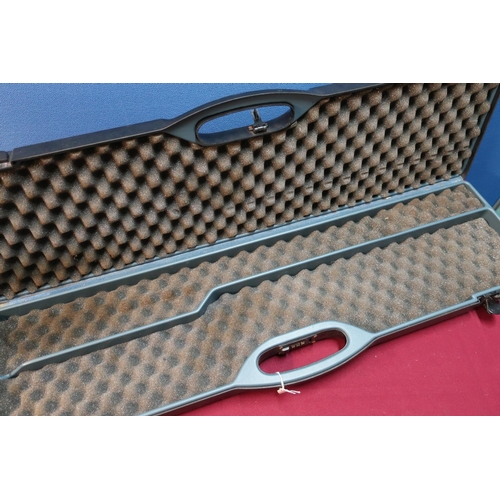 457 - Combination locking hard gun case