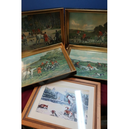 396 - Group of four gilt framed hunting prints after De Condawny and another framed hunting print (5)