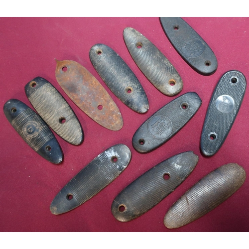 472 - Collection of various vintage steel, horn and composite shotgun butt plates