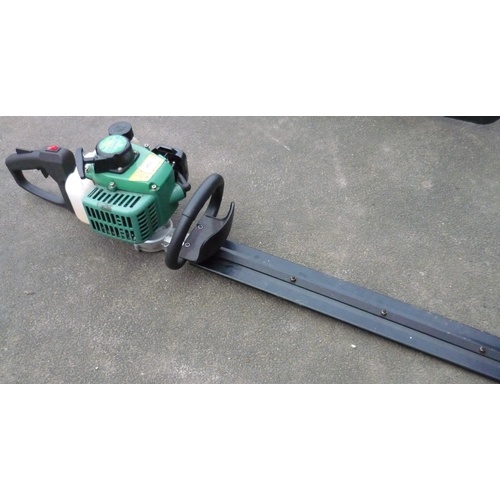 154 - Garden Line HT750 petrol hedge trimmer