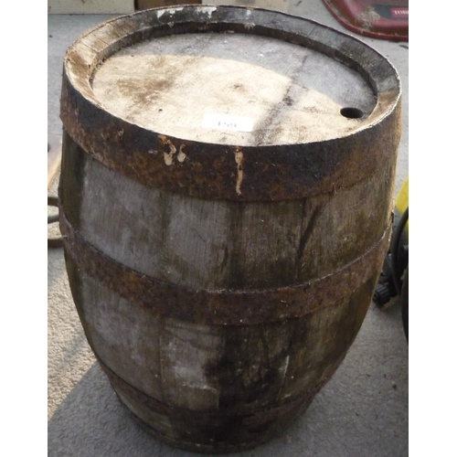 159 - Small coopered barrel