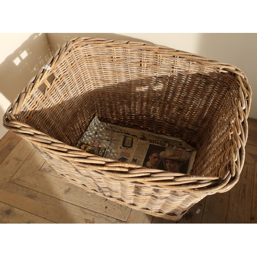 100 - Large country house style wicker work log basket (80 x 66 x 48 cm)