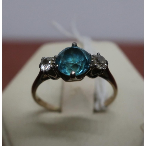 32 - 18ct (marks worn) diamond and Aquamarine ring (size L 1/2)