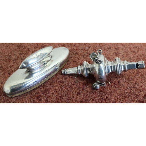 36 - Goldsmiths and Silversmiths Company London 1925 silver hallmarked baby's rattle (lacking coral teeth... 