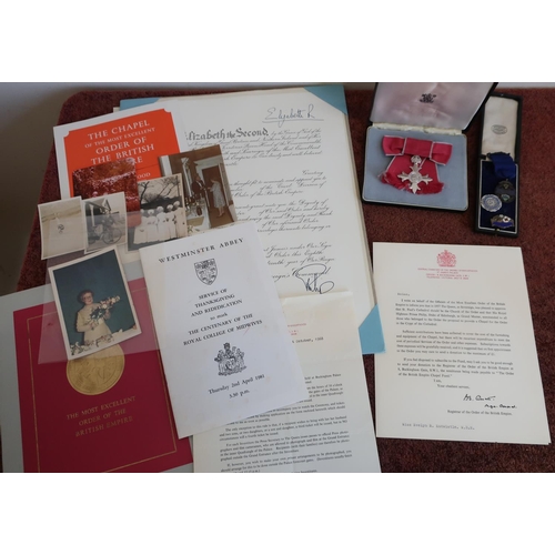 45 - MBE related lot awarded to Miss Evelyn Entwistle including original Buckingham Palace postage envelo... 