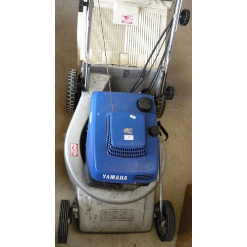 77 - Yamaha YLM453 petrol lawn mower