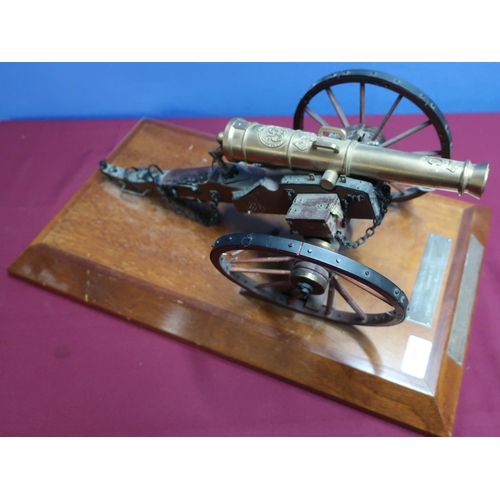 17 - Presentation scale model of a Georgian field cannon, with cast brass 9 3/4 inch barrel with crowned ... 