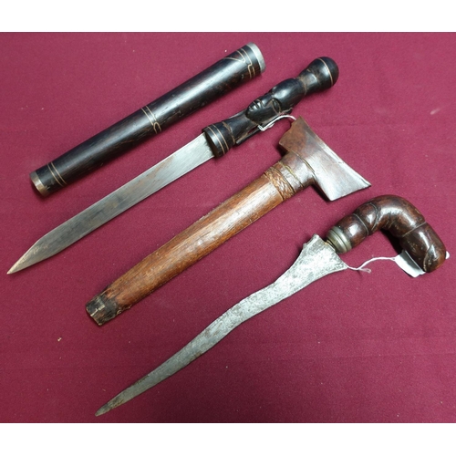 39 - Eastern style Kris with wooden sheath and an African style dagger (2)