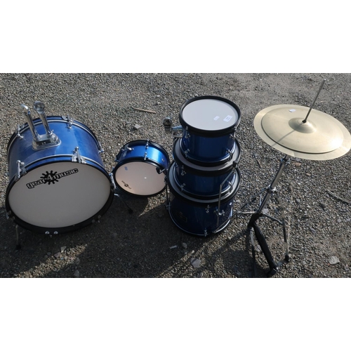 113 - Gear 4 Music child's drum kit