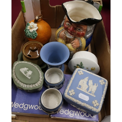 127 - Selection of various blue and green Wedgwood jasperware and other ceramics in one box