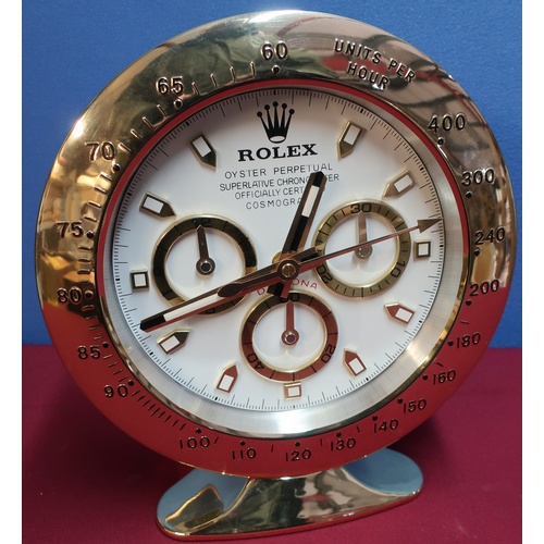 303 - Shop style counter top display clock (height 28cm)