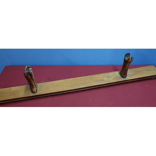 72 - Japanese hardwood sword stand (86.5 cm)