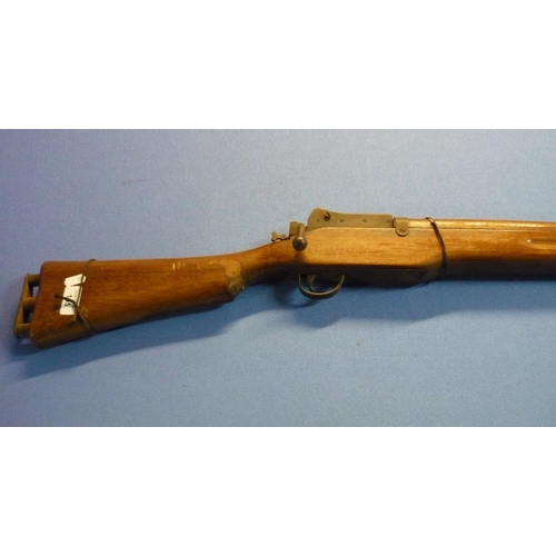 105 - Swift Training Rifle with plaque 9B/1588 Series B 5946