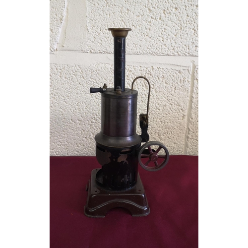 344 - German pre-war stationary steam engine, complete with burner