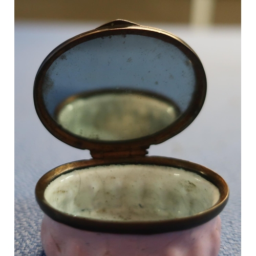 9 - 18th/19th C enamel oval patch box with internal mirror, the top marked 'A Present From Leominster' (... 