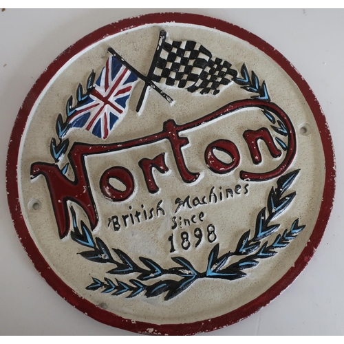 132 - Reproduction cast metal Norton Motorcycles wall plaque (diameter 21cm)