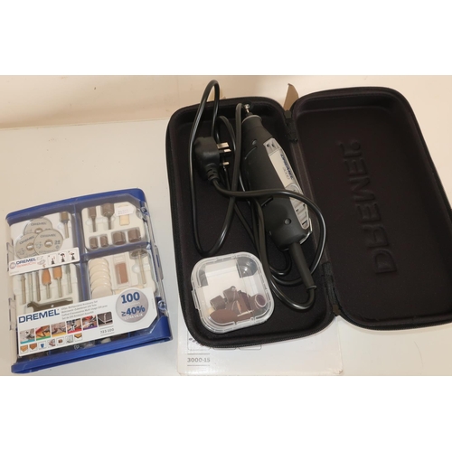 50 - Dremel 300 multi tool with accessory pack