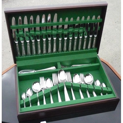 336 - Modern cased Mappin & Webb of Sheffield eight place stainless steel canteen of cutlery