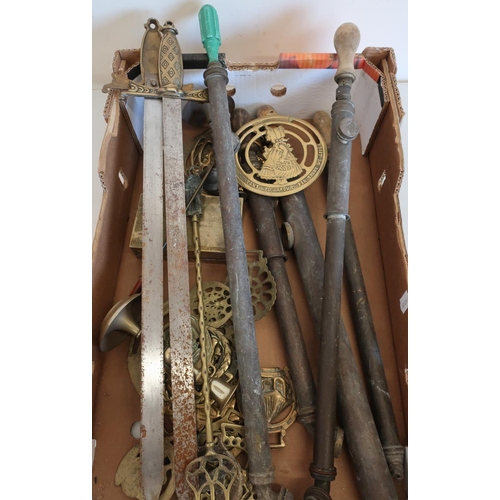 138 - Box containing various assorted brass ware including sprayers, decorative swords, horse brasses etc