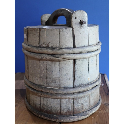 318 - 19th C painted wooden coopered container with pegged lift off lid and painted detail (approx height ... 