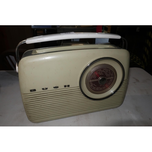 324 - Vintage Bush radio