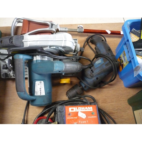 55 - Workzone circular saw and an electric drill