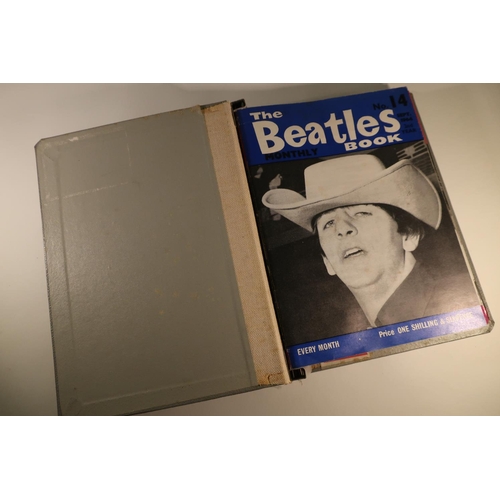 145 - Rare The Beatles book binder and large selection of The Beatles book monthly magazines, The Beatles ... 