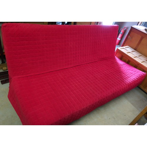 407 - Large modern bed settee