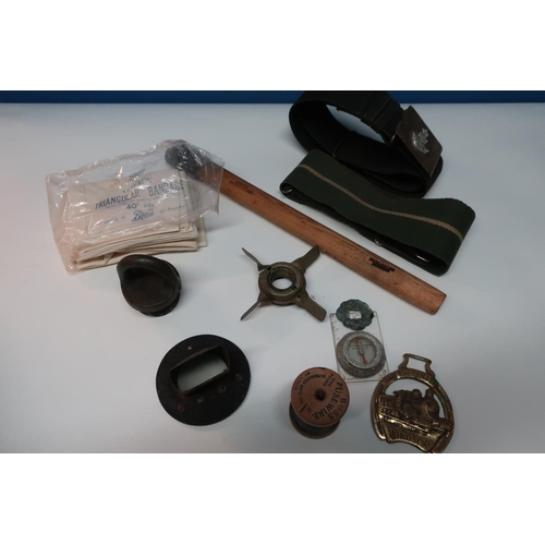 36 - Selection of various military items including stable belt, Green Howard's brass belt buckle, axe sha... 