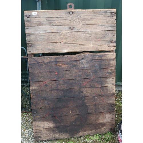 289 - Wooden trolley with single set of wheels (possibly railway)