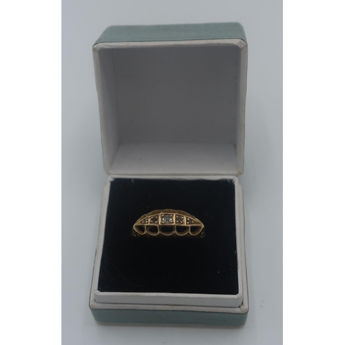 52 - Victorian 18ct gold 5 stone set dress ring