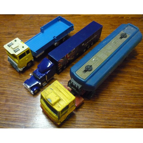 494 - Siku Volvo pipe wagons Corgi Major Ford tanker Matchbox and Superkings  Ford and other die-cast comm... 