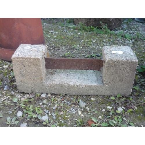 52 - Concrete and metal boot scraper