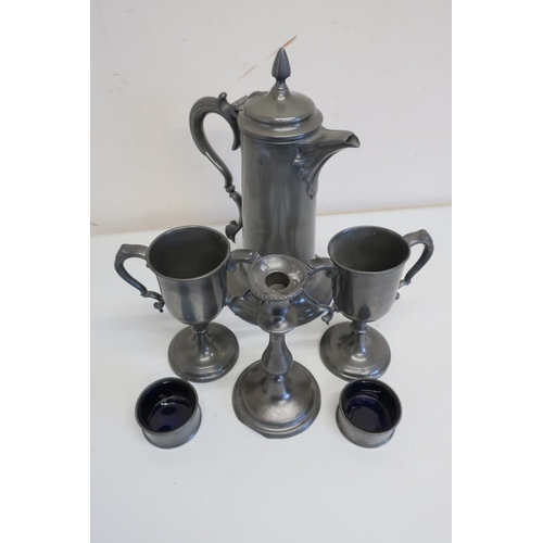 128 - Large James Dickson & Sons of Sheffield No. 924 pewter jug with hinged lid, a pair of Dickson twin h... 