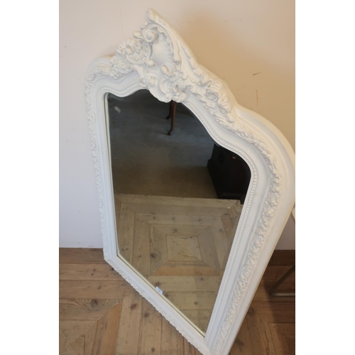 359 - Rococo style wall mirror, bevelled arch plate in white surround with shell cresting (124cm x 80cm)