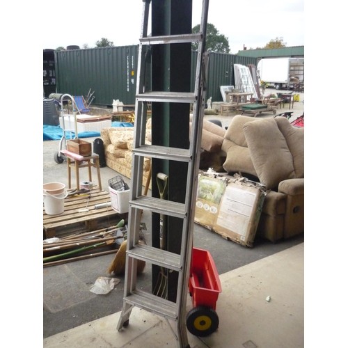 240 - Set of aluminum ladders