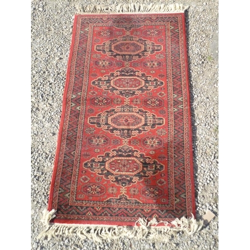 382 - Royal Keshan Soumac traditional pattern rustic ground rug (140cm x 68cm)