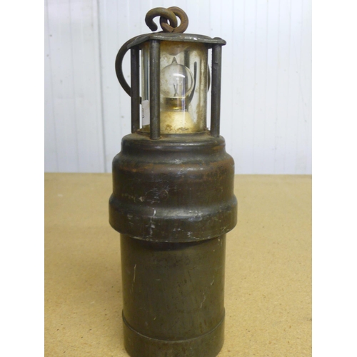 13 - Electric lantern top miners lamp (23cm)