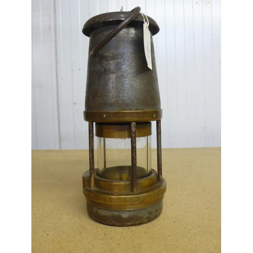 21 - Wolf Type FS brass and steel miners lamp No. 26440 (20cm)