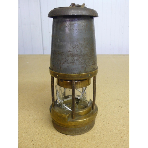 4 - Wolf Type FS, brass and steel miners lamp, P.O. 1973 (20cm)