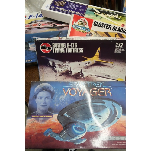 229 - Selection of various model kits, including Star Trek Voyager, Airfix Flying Fortress, Lindberg Glouc... 