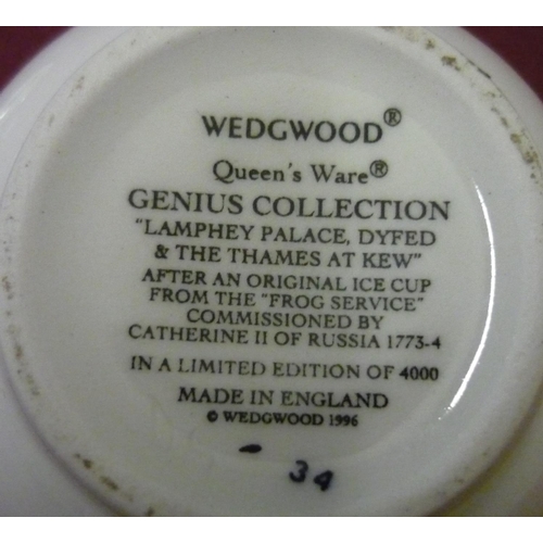 36 - Wedgwood Queensware replica Frog Service ice cup and cover, (7.5cm)